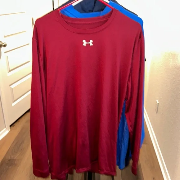Under Armour Heat Gear LS Tee - Picture 1 of 3